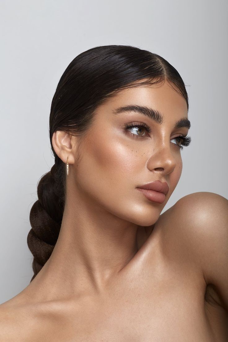 Mocha-Mousse-Lips